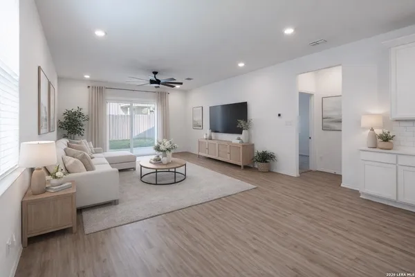 $285,000 | 2512 Ayers Drive, Seguin, TX 78155