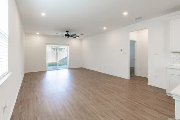 $285,000 | 2512 Ayers Drive, Seguin, TX 78155