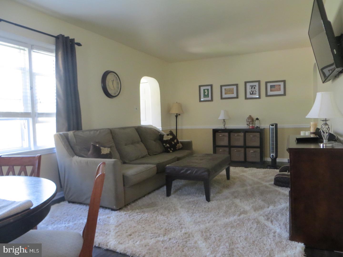 25 Davis Avenue Clementon, NJ 08021 - Photo 4 of 17