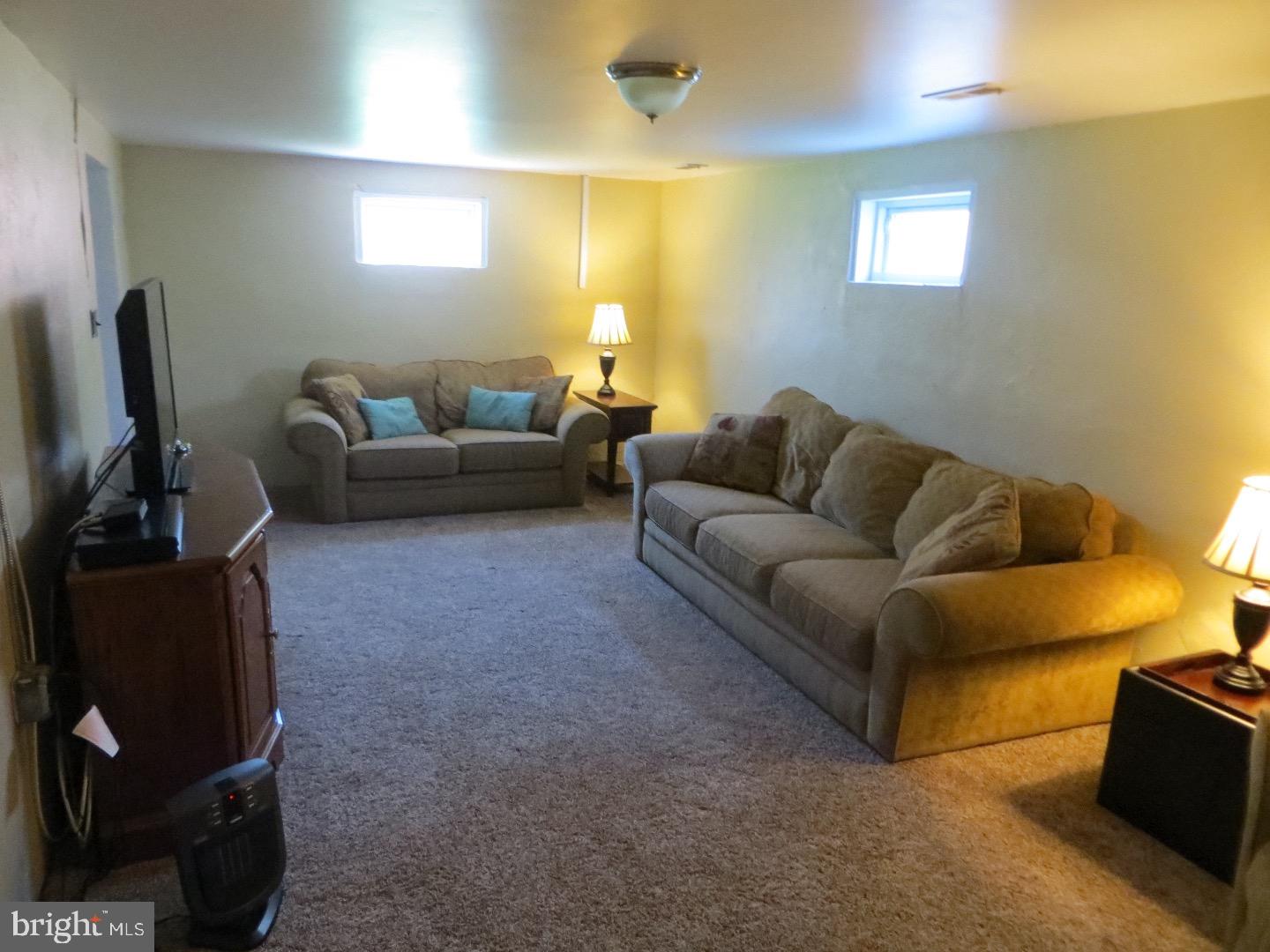 25 Davis Avenue Clementon, NJ 08021 - Photo 10 of 17