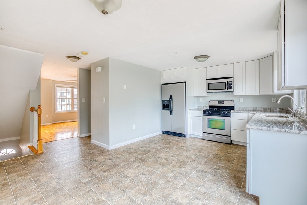 41 Boston Road, Unit 324 Billerica, MA 01862 - Photo 5 of 24