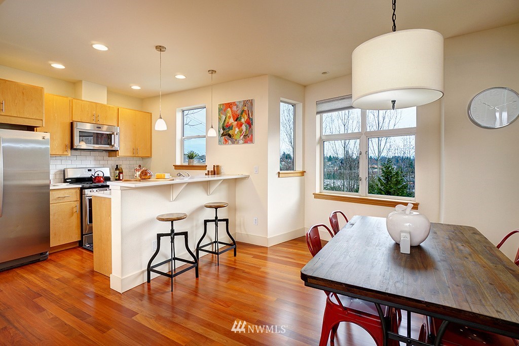 2369 South McClellan Street Seattle, WA 98144 - Photo 11 of 25 Gallery Image 11