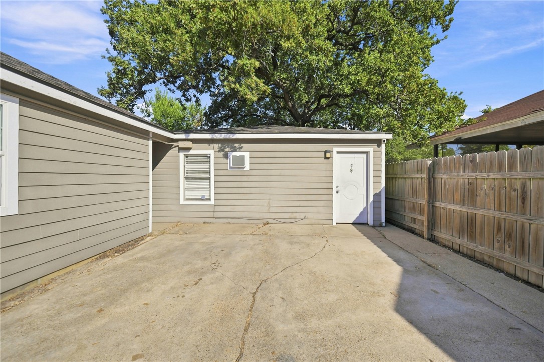 814 Mitchell Street Bryan, TX 77802 - Photo 20 of 33 Gallery Image 20