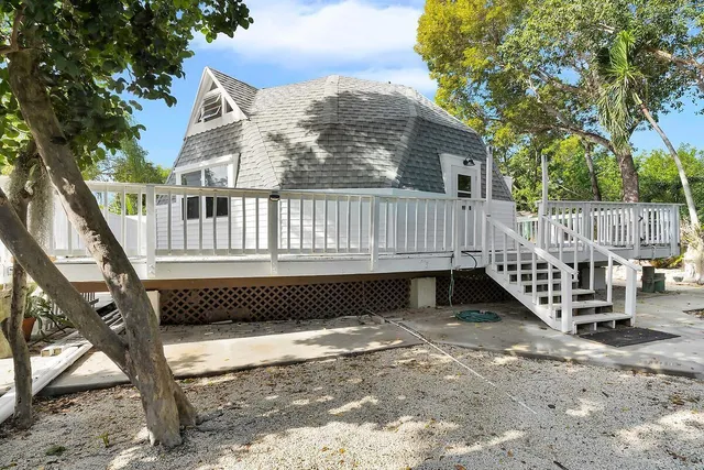 $839,000 | 676 Sailfish Trail, Key Largo, FL 33037