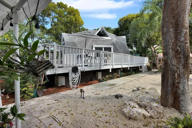 $839,000 | 676 Sailfish Trail, Key Largo, FL 33037