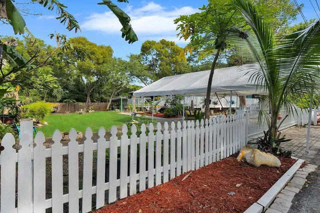 $839,000 | 676 Sailfish Trail, Key Largo, FL 33037