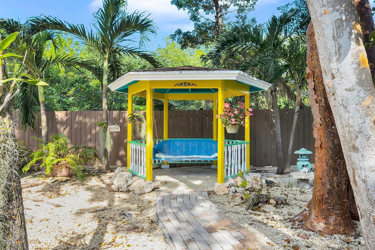 676 Sailfish Trail Key Largo, FL 33037 - Photo 7 of 53 virtual-tour-361191-42 (1)