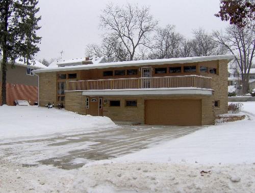 248 Elmwood Avenue Lake Geneva, WI 53147 - Photo 1 of 1 Main View