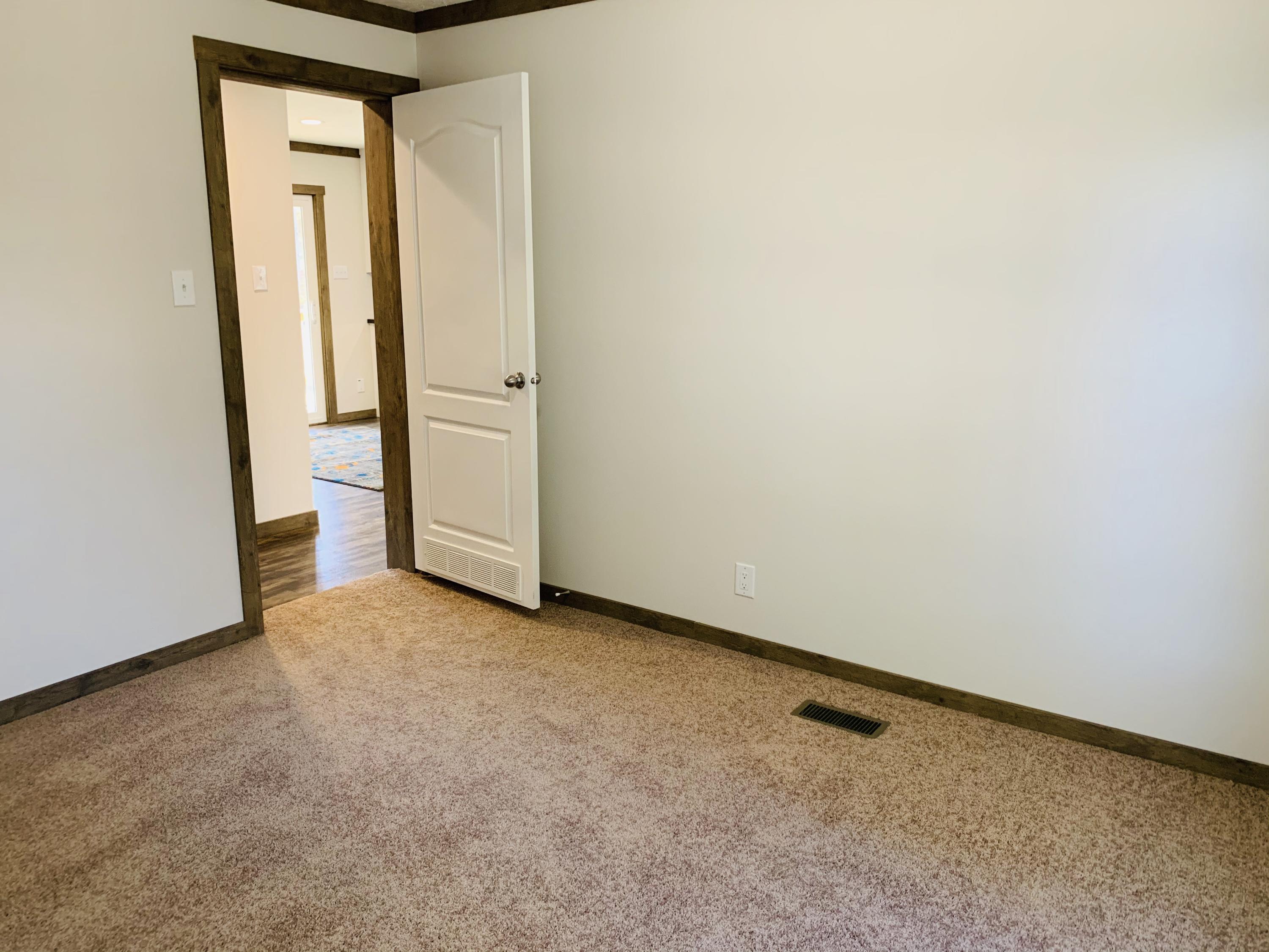 1245 Flint Hill Road Moneta, VA 24121 - Photo 31 of 39 IMG_6562