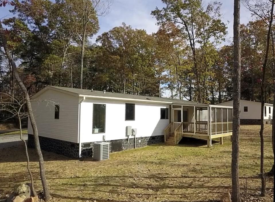 1245 Flint Hill Road Moneta, VA 24121 - Photo 5 of 39 IMG_6523