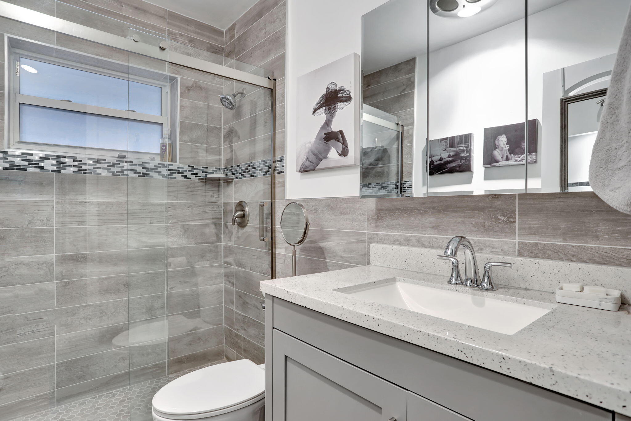 20-web-or-mls-001L7606