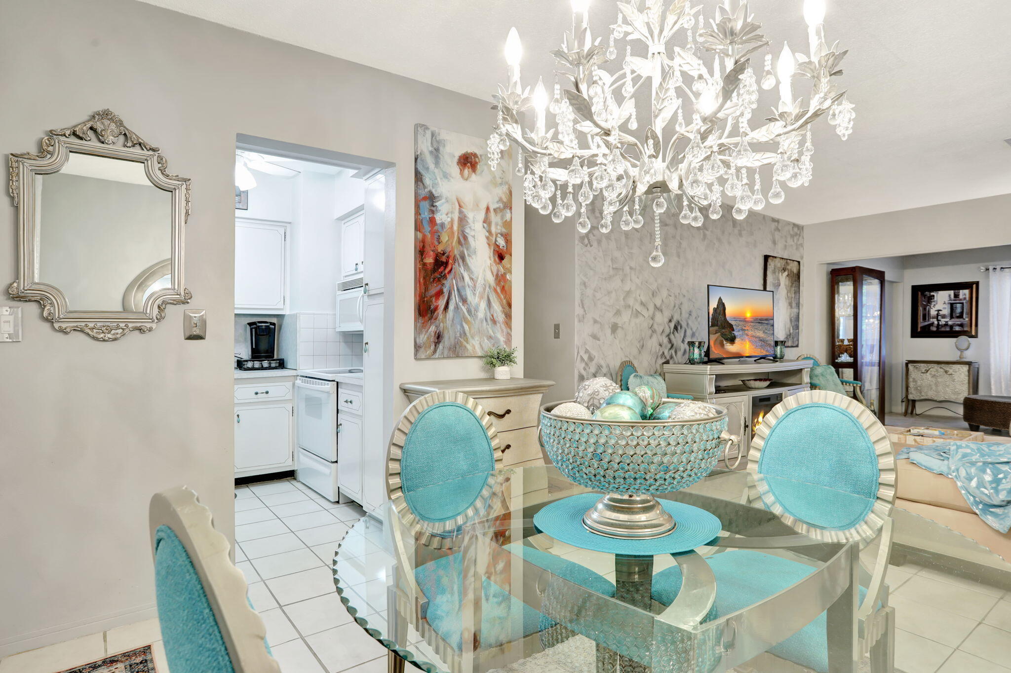 2131 Northeast 42nd Court, Unit 210E Lighthouse Point, FL 33064 - Photo 5 of 26 5-web-or-mls-001L7631