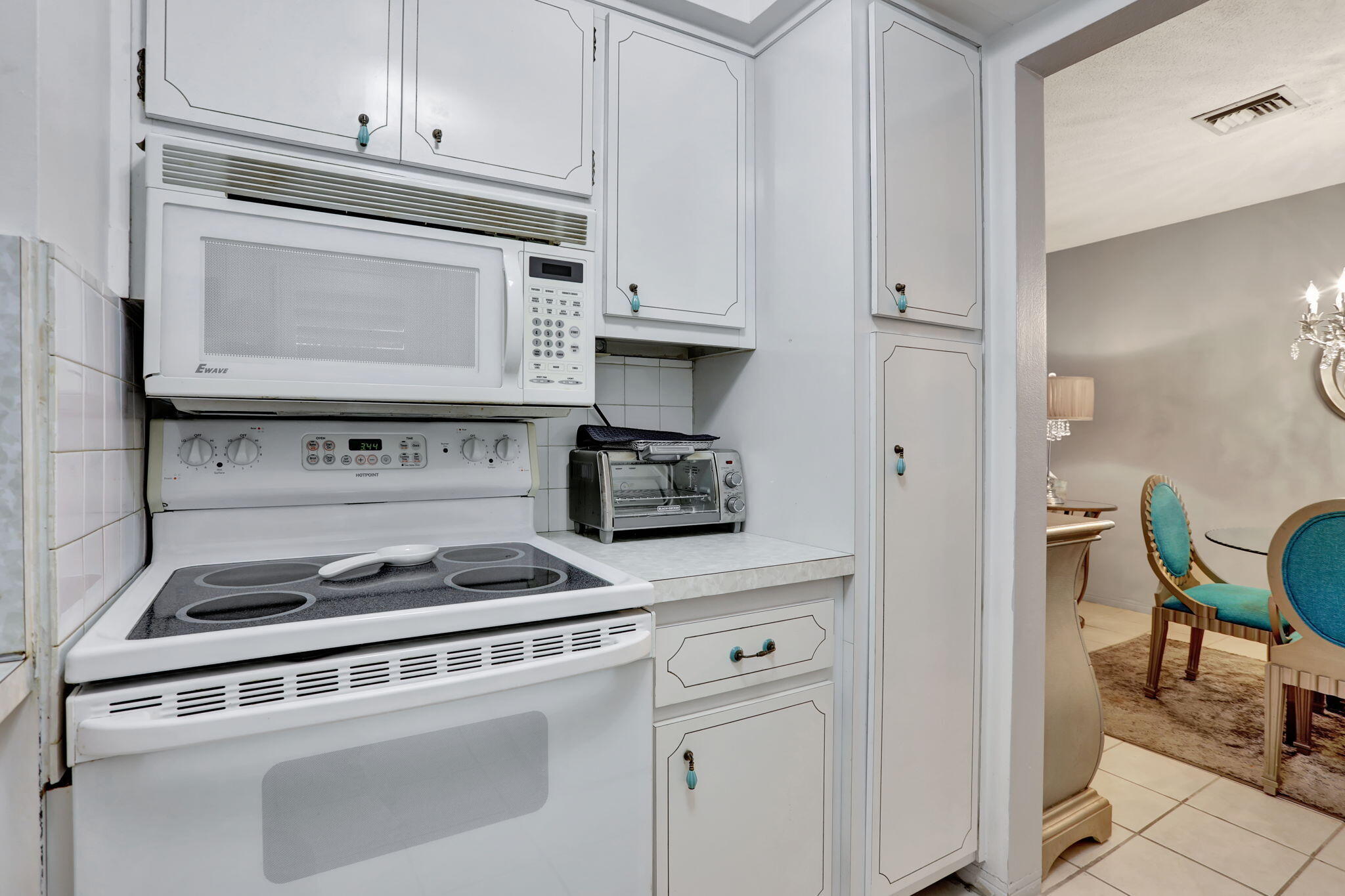 2131 Northeast 42nd Court, Unit 210E Lighthouse Point, FL 33064 - Photo 10 of 26 10-web-or-mls-001L7551