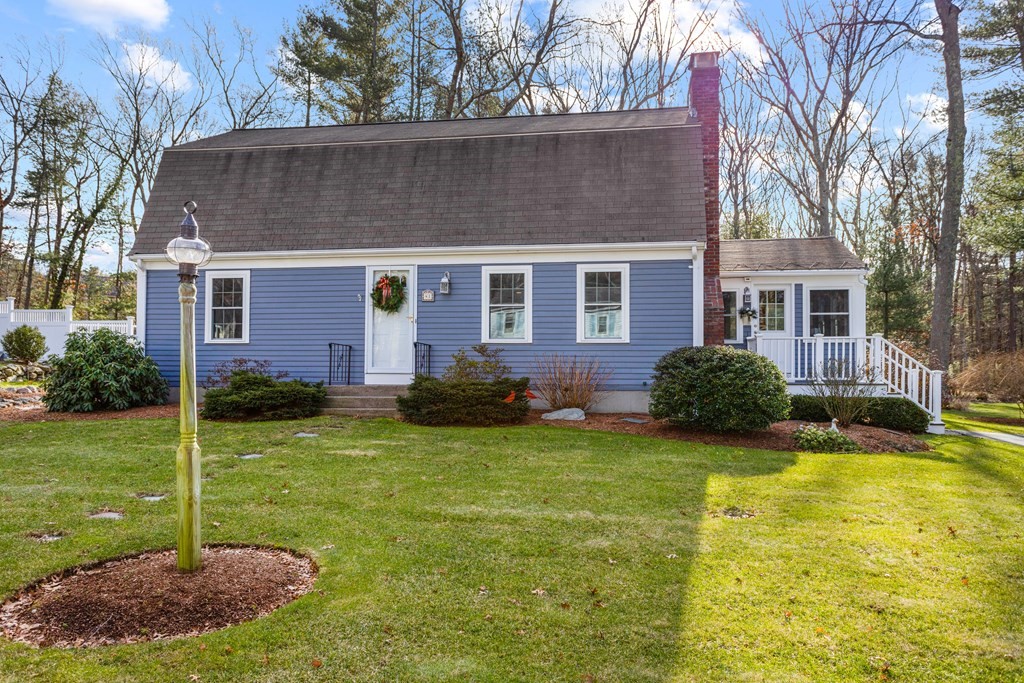 41 Old Farm Road Mansfield, MA 02048 - Photo 1 of 25 Gallery Image 1