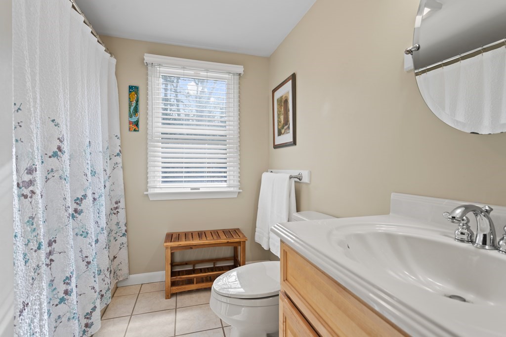 41 Old Farm Road Mansfield, MA 02048 - Photo 12 of 25 Gallery Image 12
