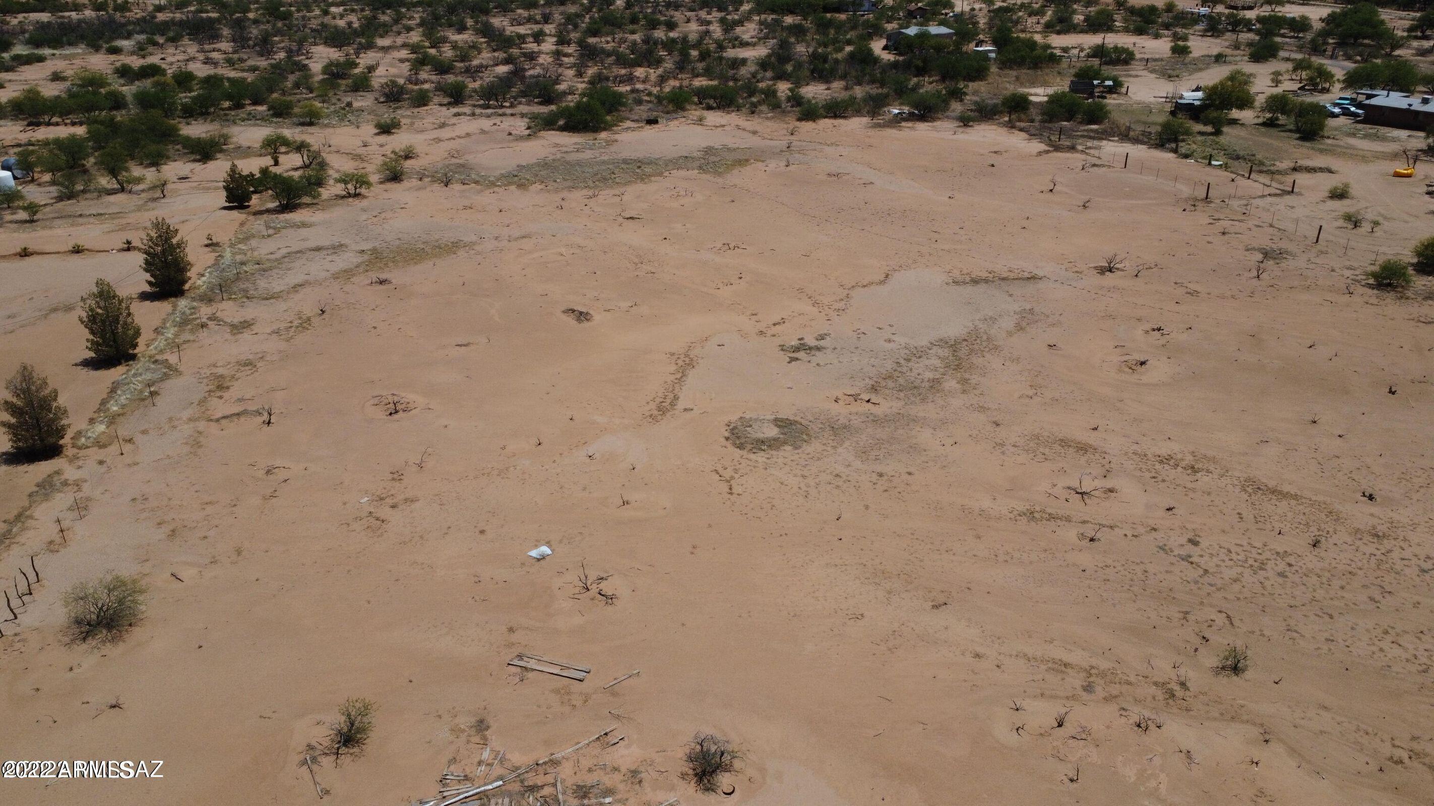 6150 South Marstellar Road Tucson, AZ 85735 - Photo 3 of 7 03