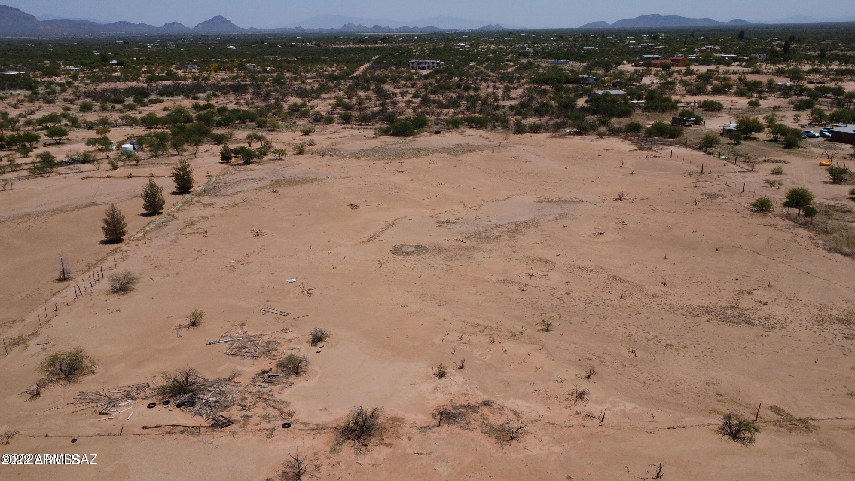 6150 South Marstellar Road Tucson, AZ 85735 - Photo 4 of 7 04