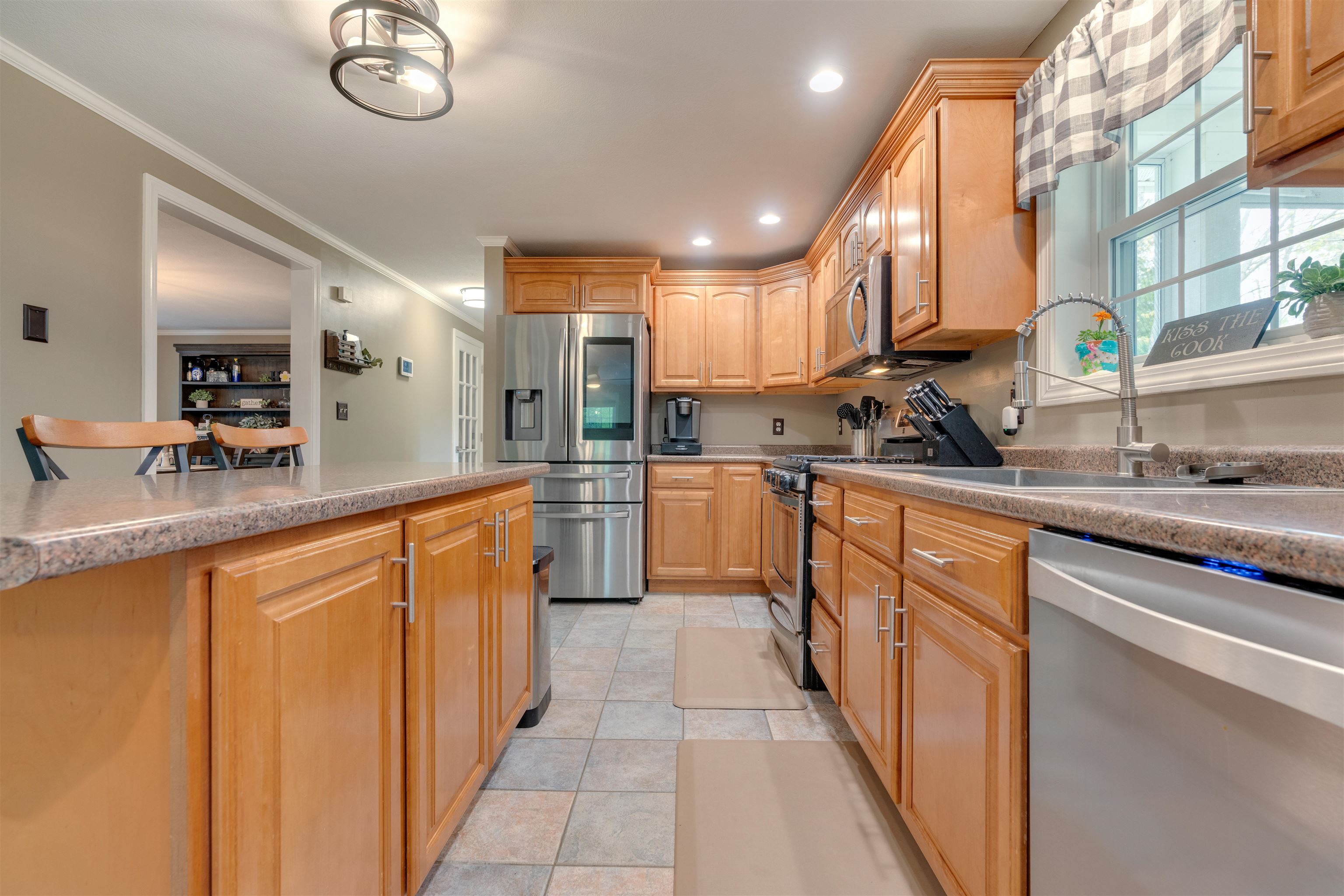 163 Governor Goodwin Road North Berwick, ME 03906 - Photo 3 of 40 Gallery Image 3