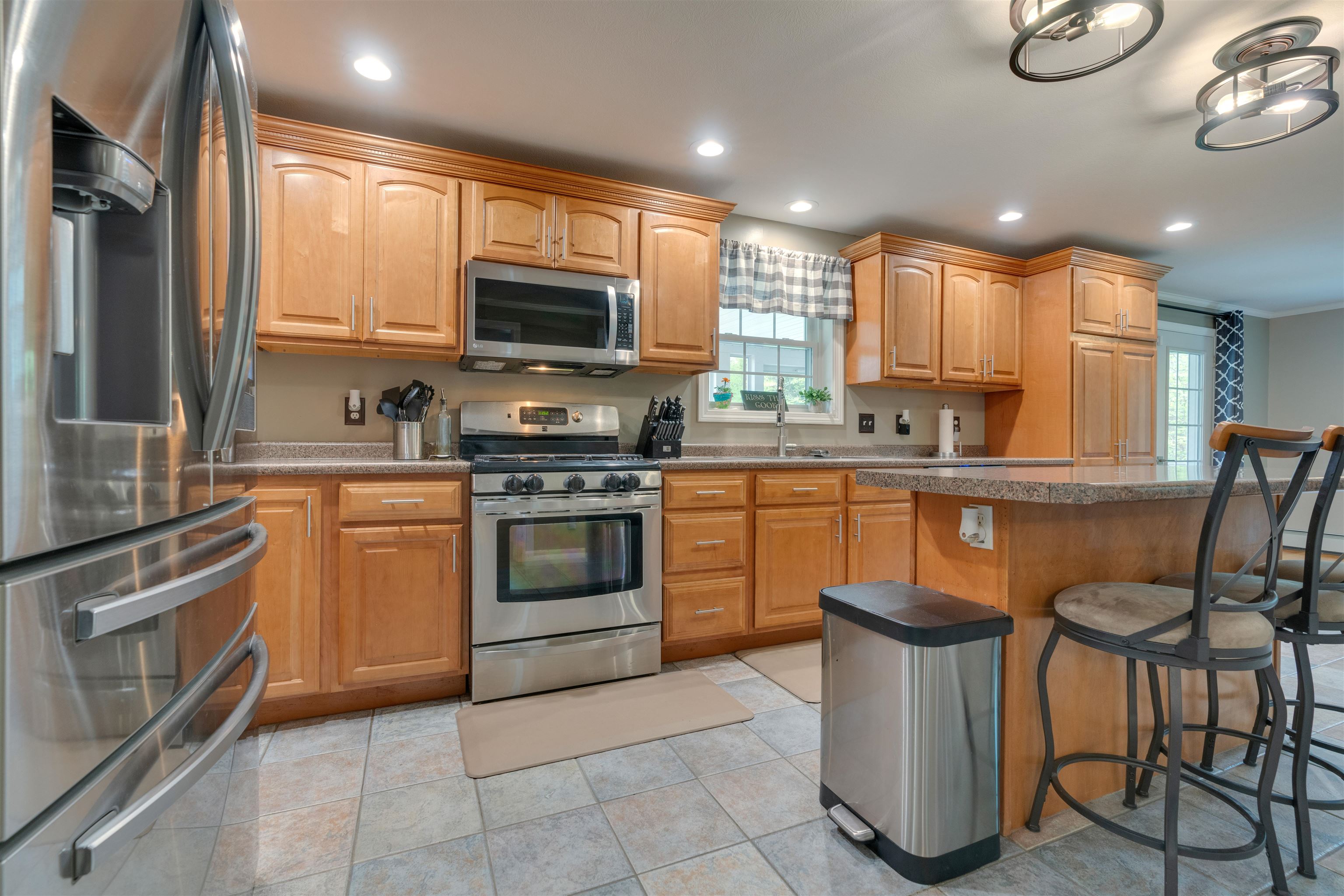 163 Governor Goodwin Road North Berwick, ME 03906 - Photo 7 of 40 Gallery Image 7