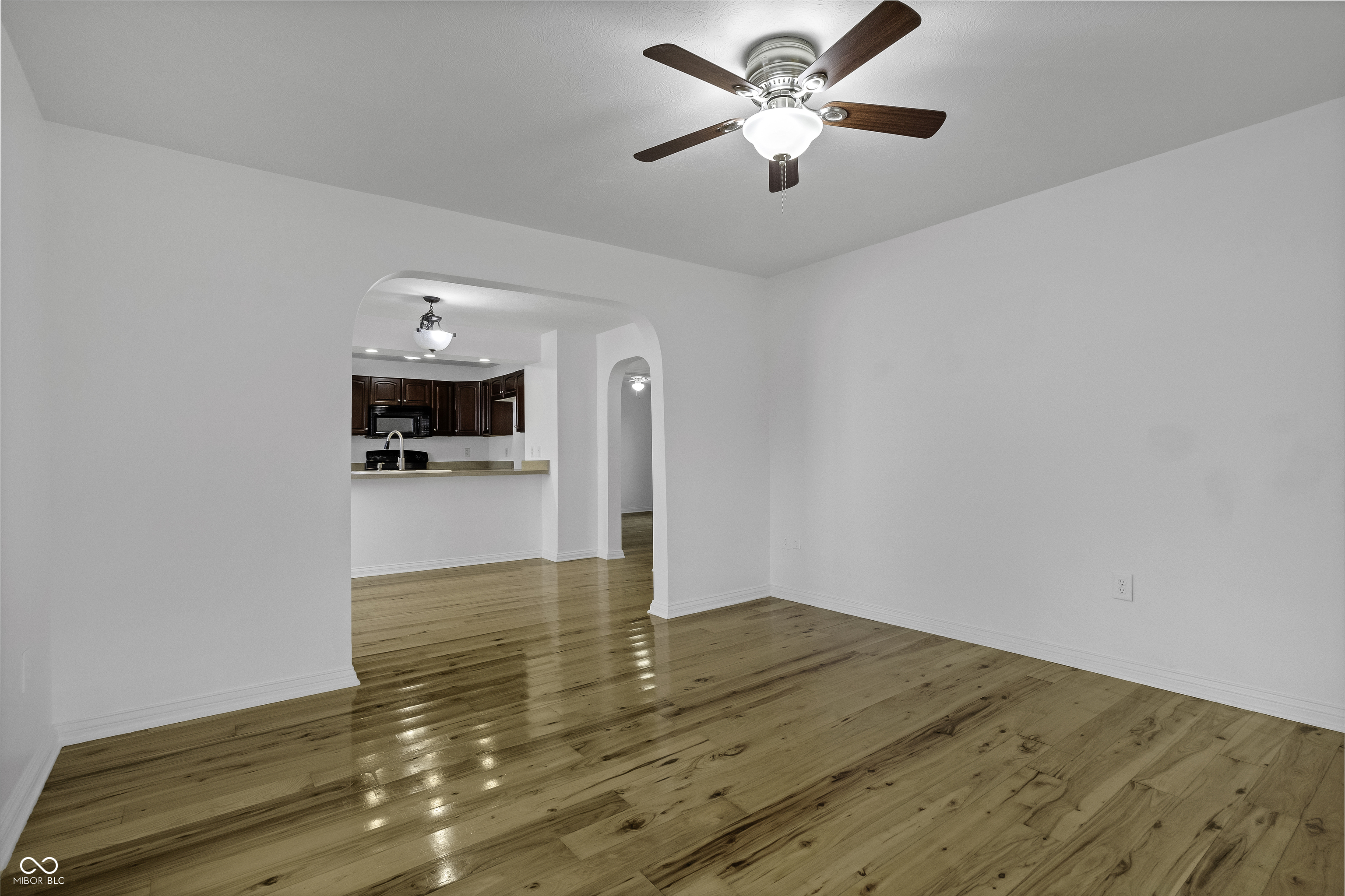 6540 Shanghai Road Indianapolis, IN 46278 - Photo 2 of 17 Gallery Image 2