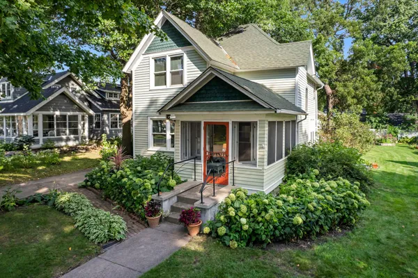 $650,000 | 2297 4th Street, White Bear Lake, MN 55110