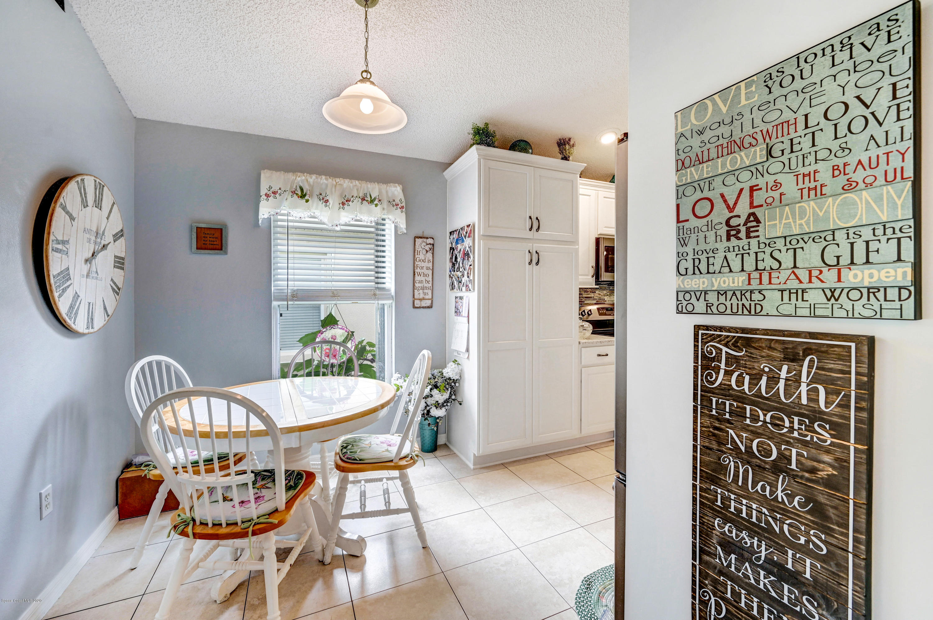 2153 Spring Creek Circle Palm Bay, FL 32905 - Photo 15 of 31 Kitchen Nook