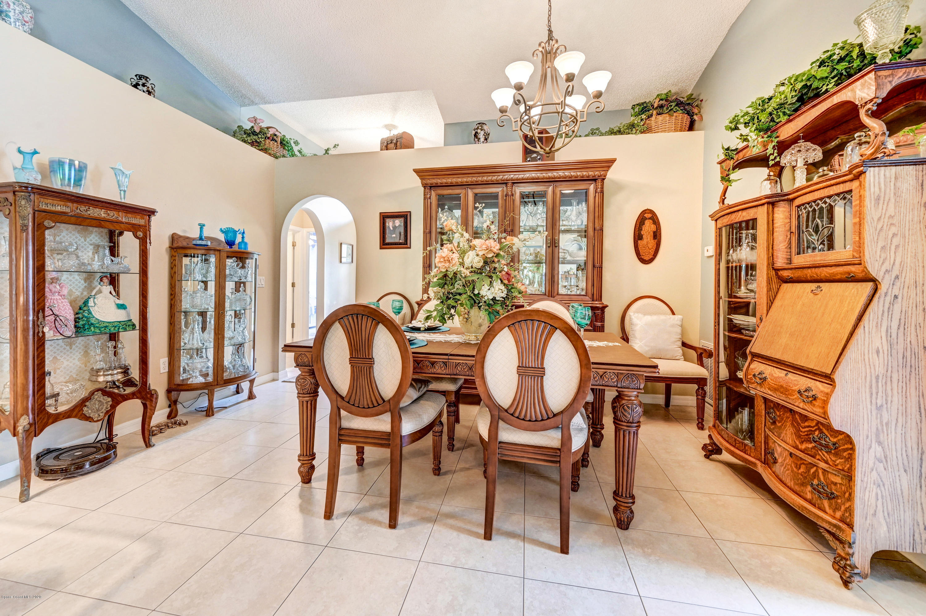 2153 Spring Creek Circle Palm Bay, FL 32905 - Photo 7 of 31 DR/LR area