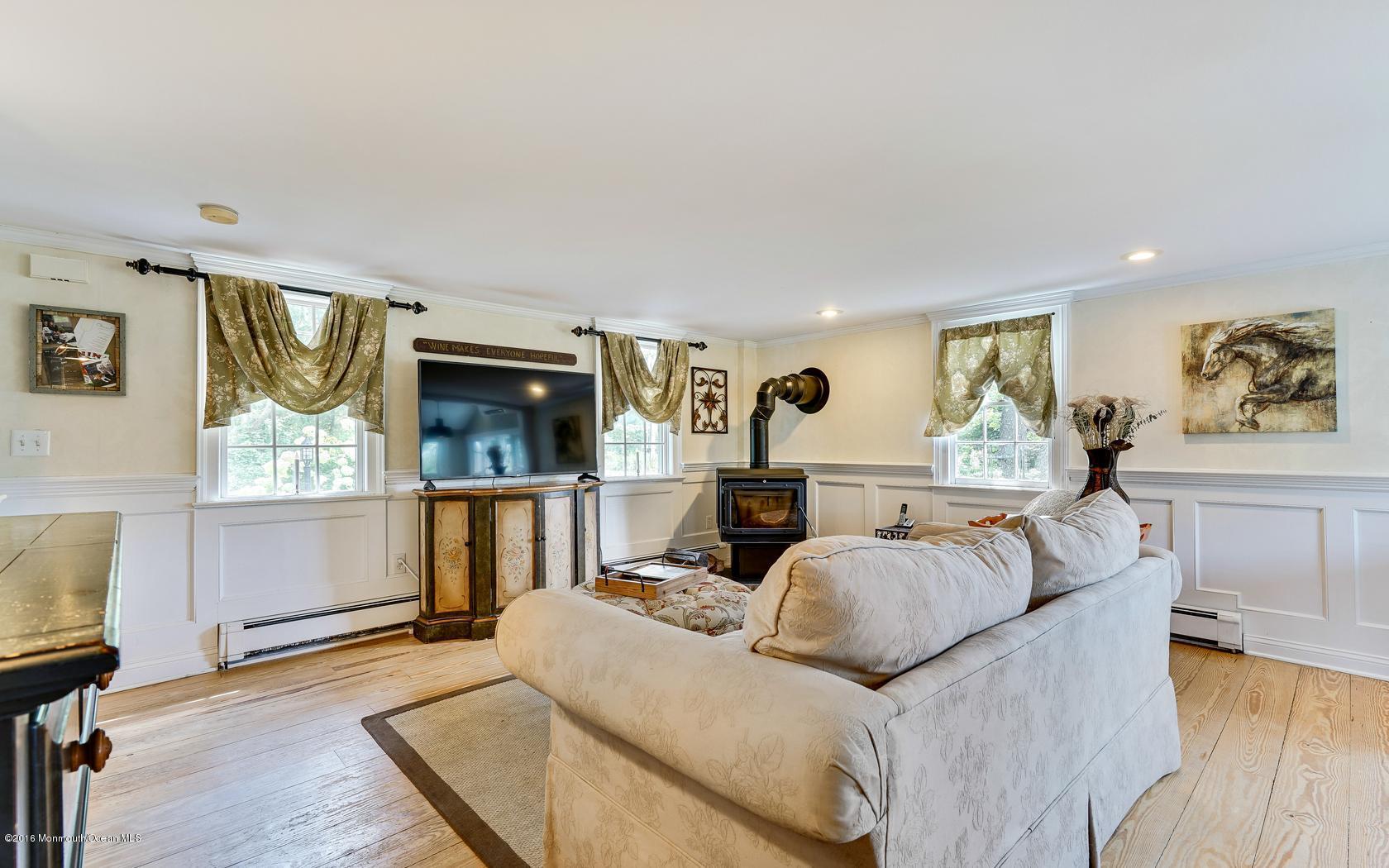 165 Laird Road Colts Neck, NJ 07722 - Photo 22 of 47 22