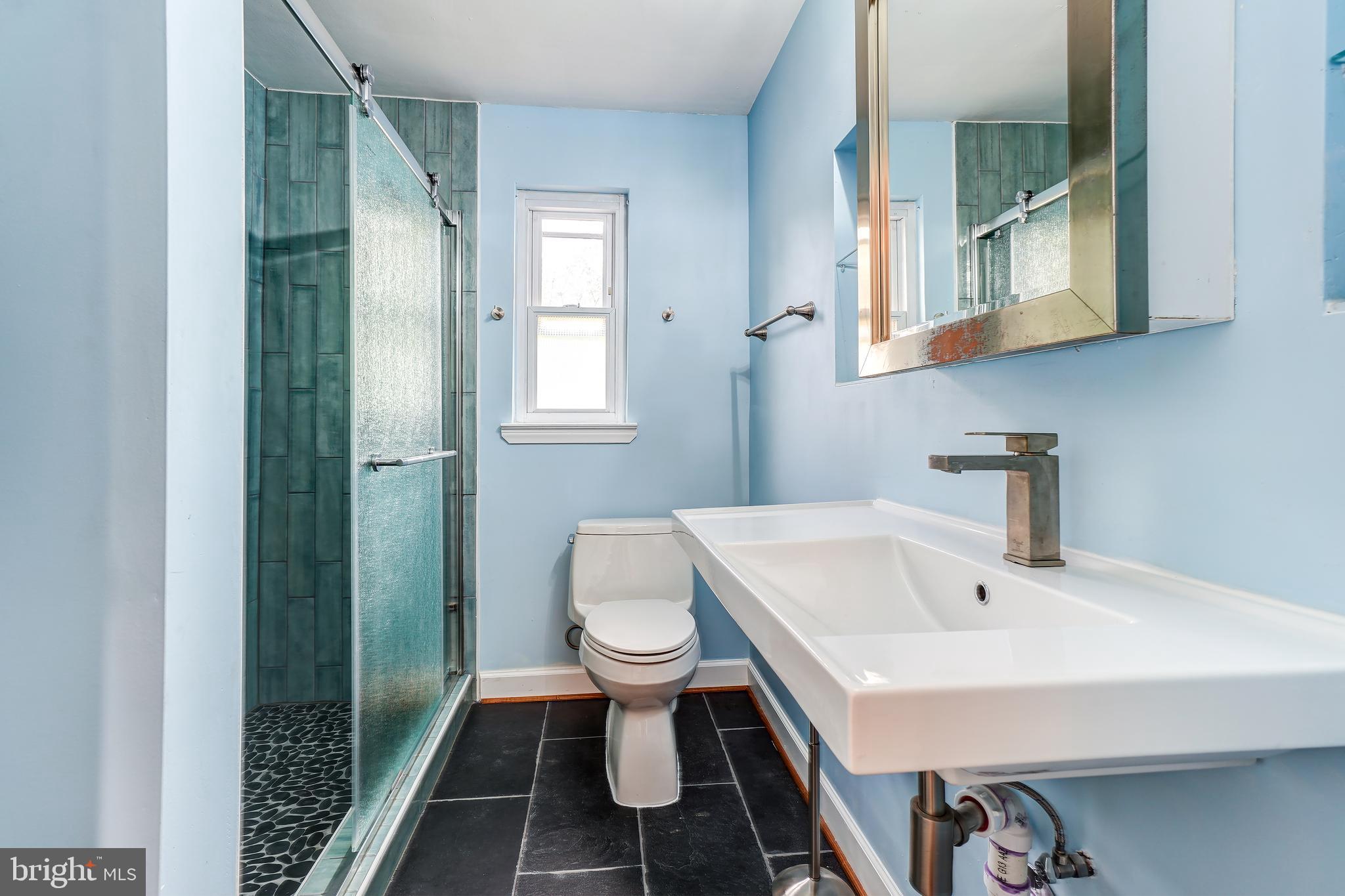 849 South Glebe Road Arlington, VA 22204 - Photo 20 of 45 Upper level bath with walk-in shower