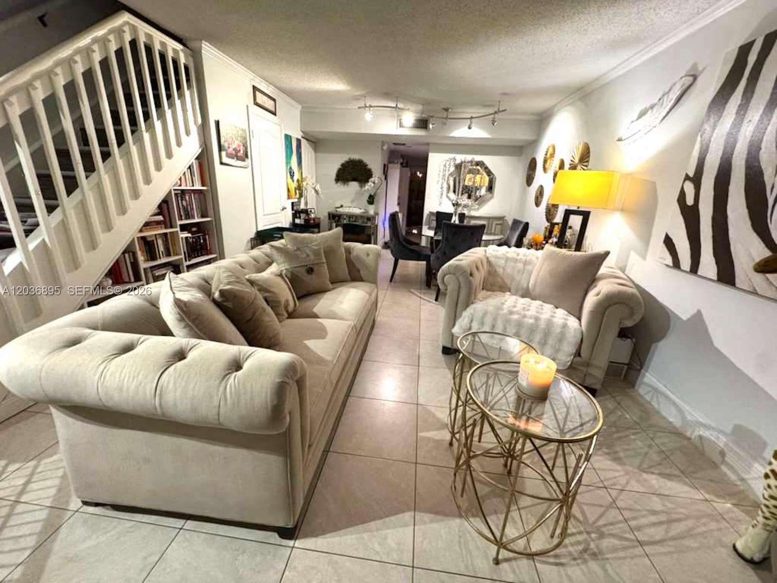 10044 Southwest 77th Court Miami, FL 33156 - Photo 7 of 18
