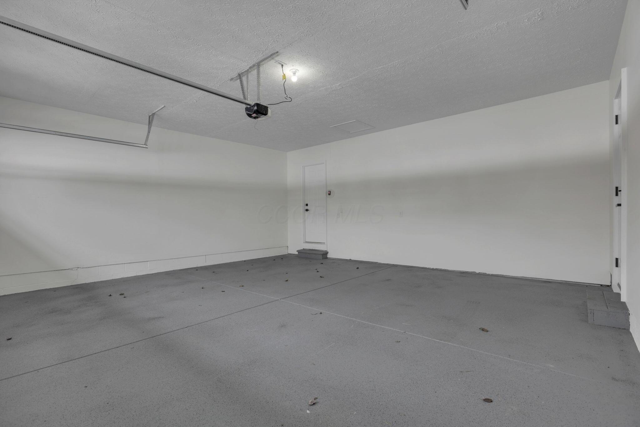5273 Hayes Road Groveport, OH 43125 - Photo 60 of 89 2 car attached garage