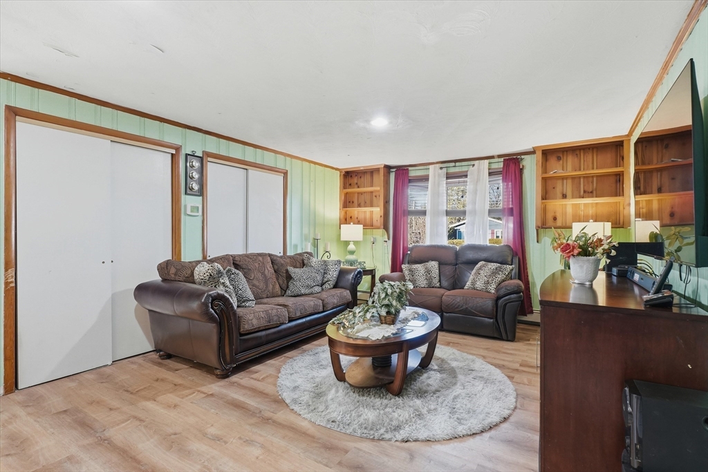 14 Ridgefield Drive Framingham, MA 01701 - Photo 22 of 40 Gallery Image 22