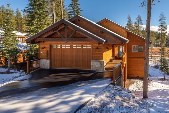 $1,845,000 | 11529 Zermatt Drive, Truckee, CA 96161