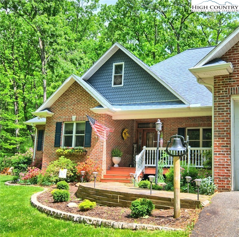 202 Flat Rock Acres Road Crumpler, NC 28617 - Photo 4 of 44 Gallery Image 4