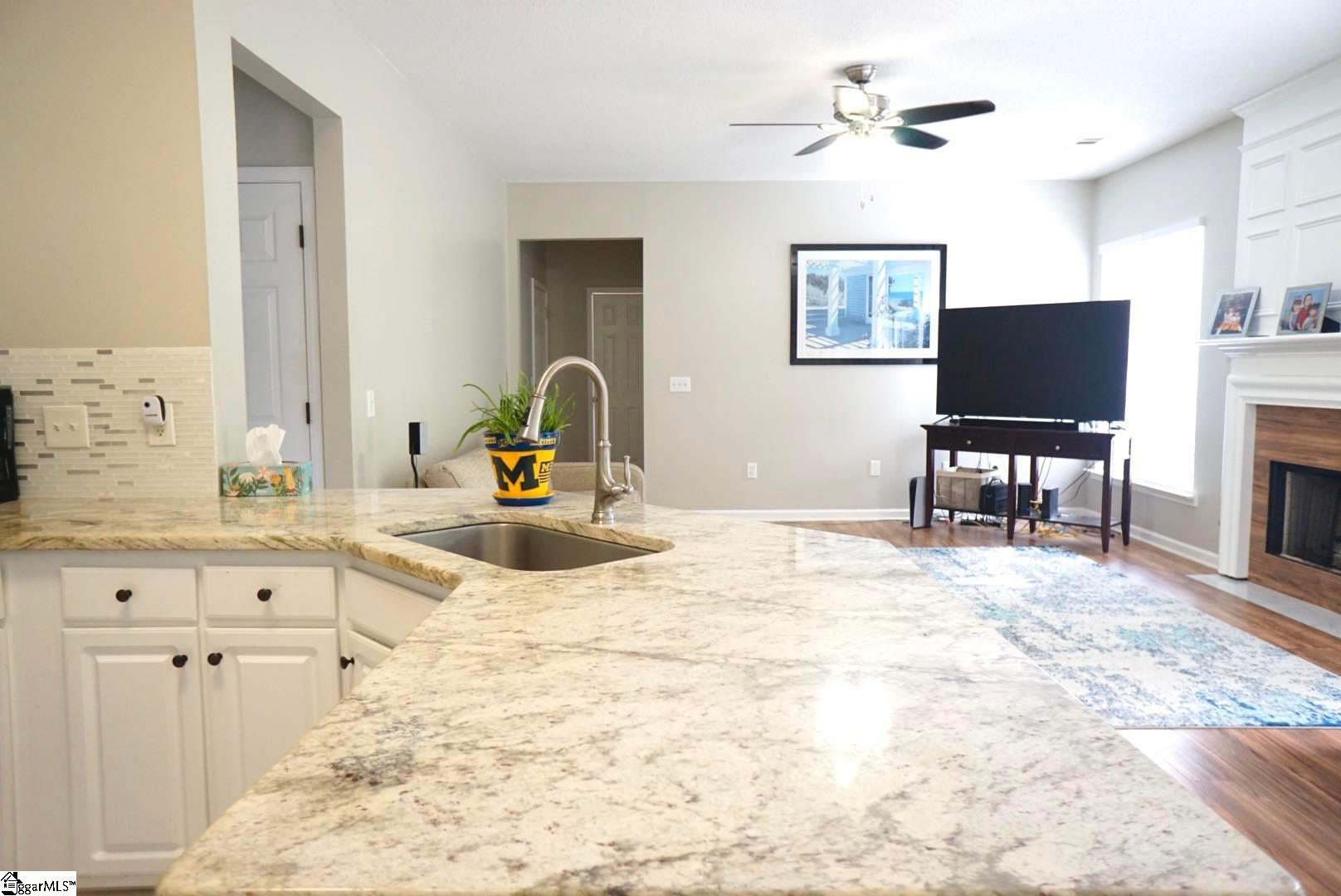 116 Innisbrook Lane Simpsonville, SC 29681 - Photo 17 of 36 Gallery Image 17