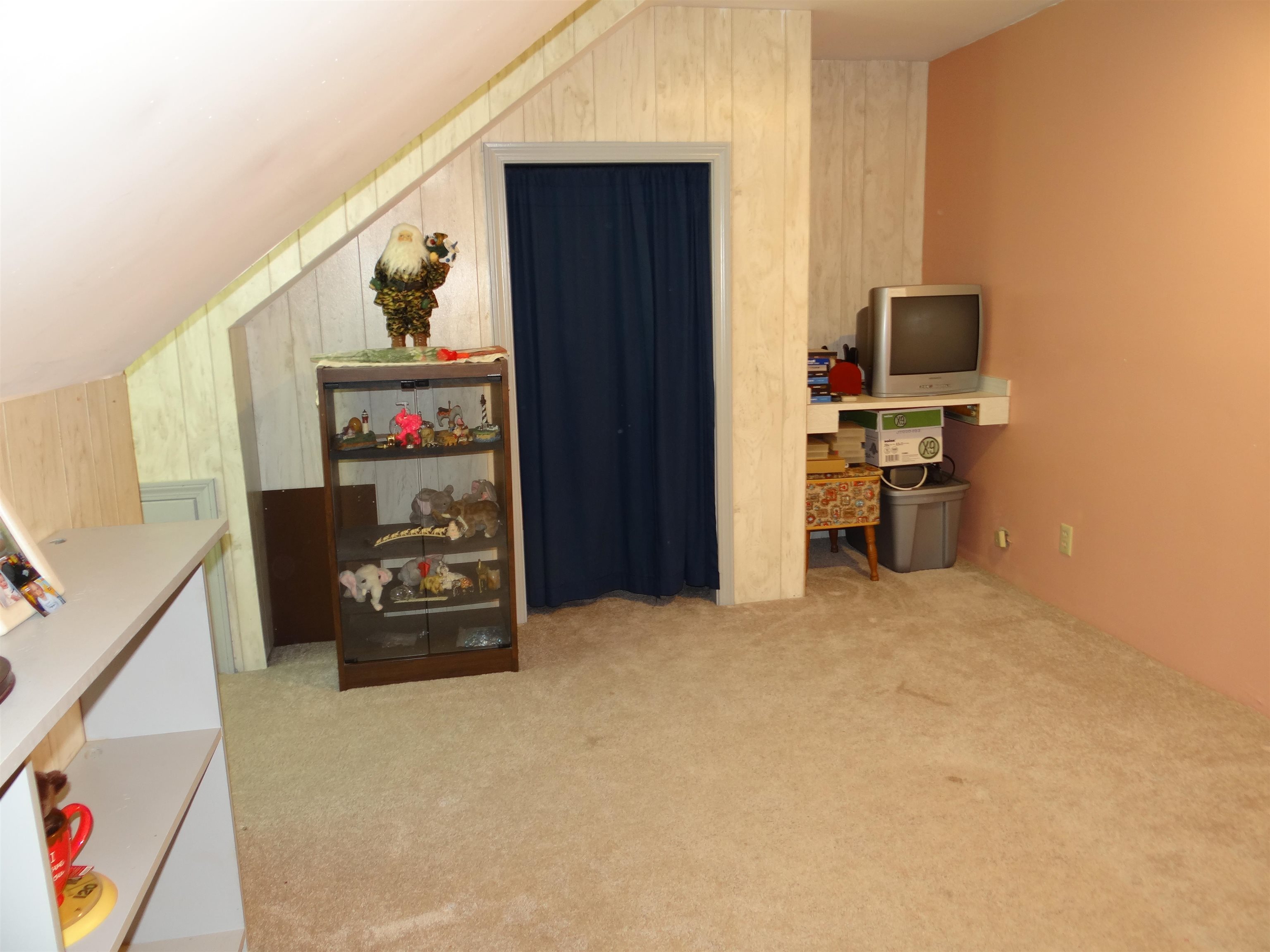 876 Bodwell Road Manchester, NH 03109 - Photo 10 of 24