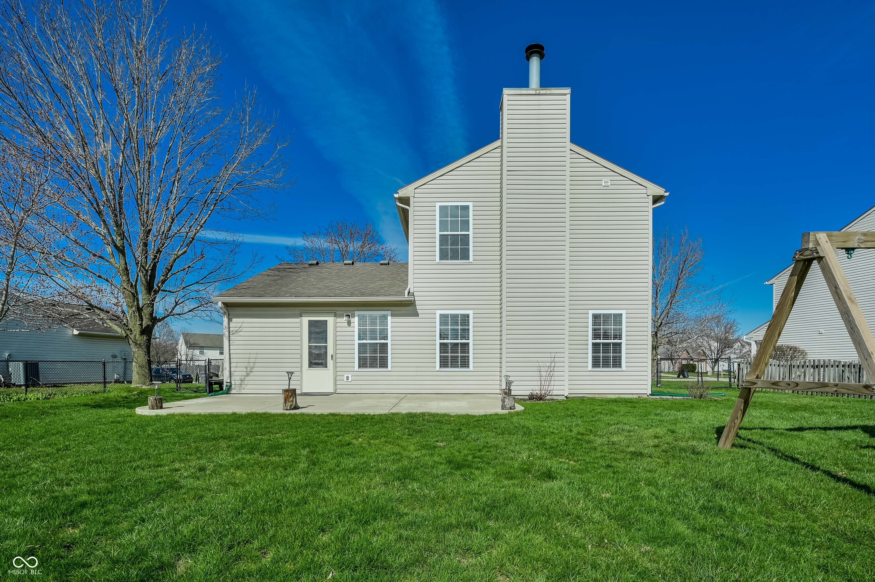 237 Broadmoor Bend Pittsboro, IN 46167 - Photo 28 of 30