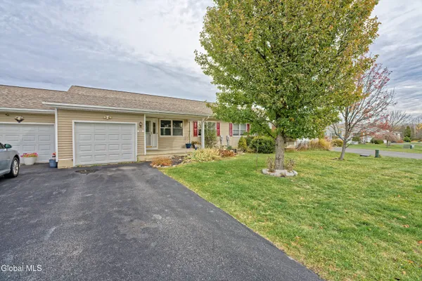 $265,000 | 122 Skyview Drive, Greenville, NY 12083