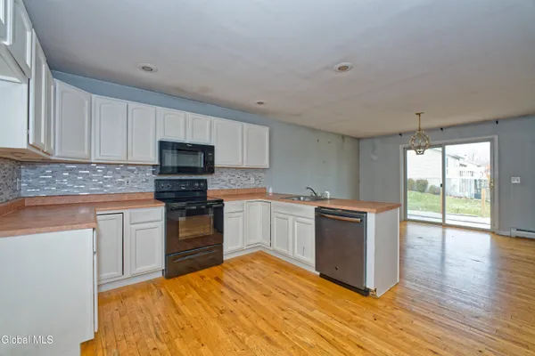 $265,000 | 122 Skyview Drive, Greenville, NY 12083