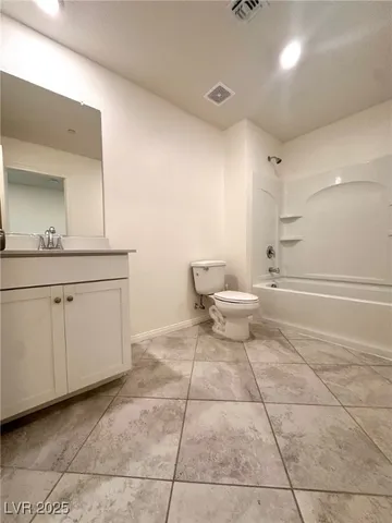 $2,100 | 3270 Trabia Avenue, Henderson, NV 89044