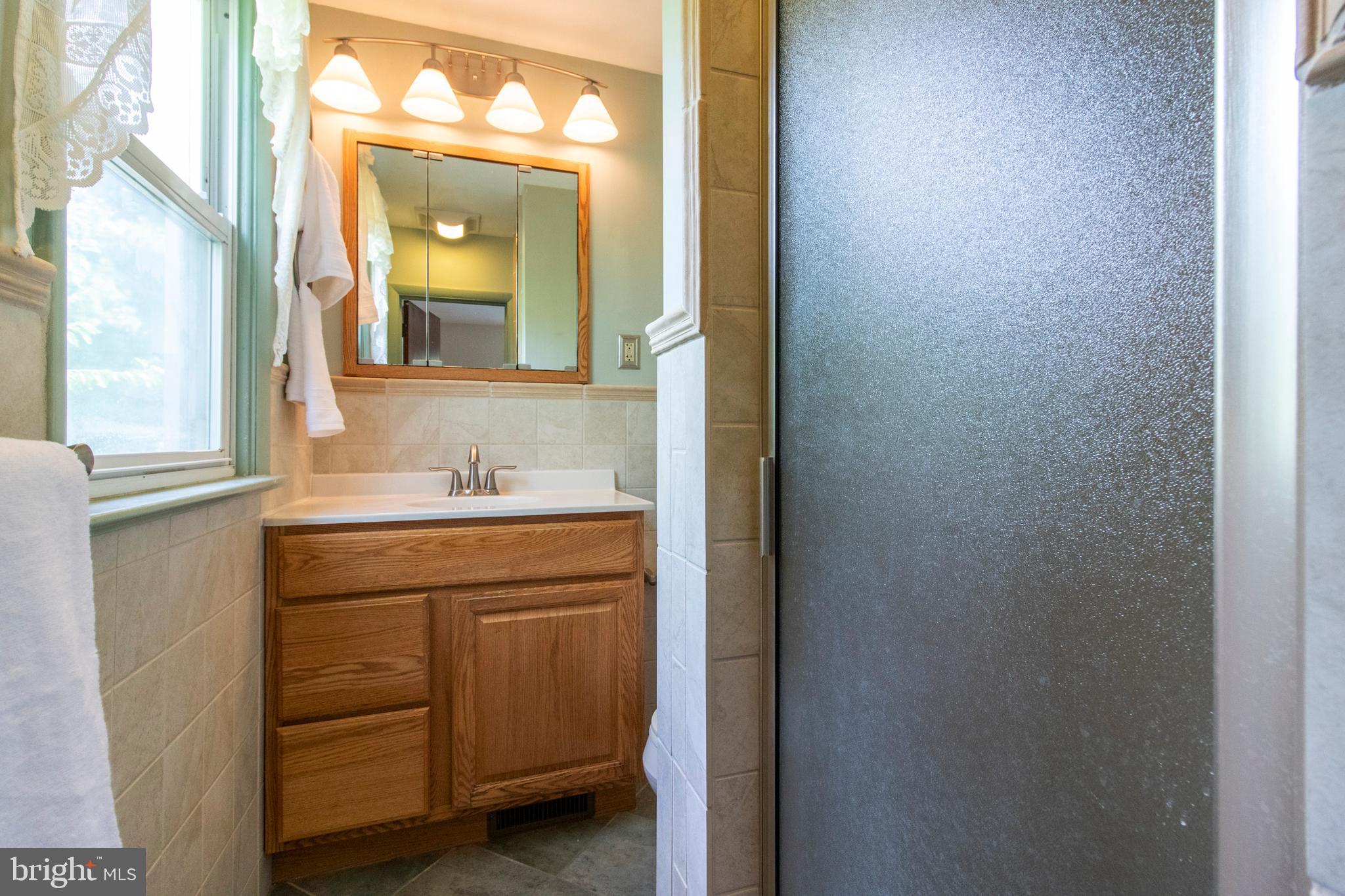 1705 Church Road Oreland, PA 19075 - Photo 16 of 35 Master Bath