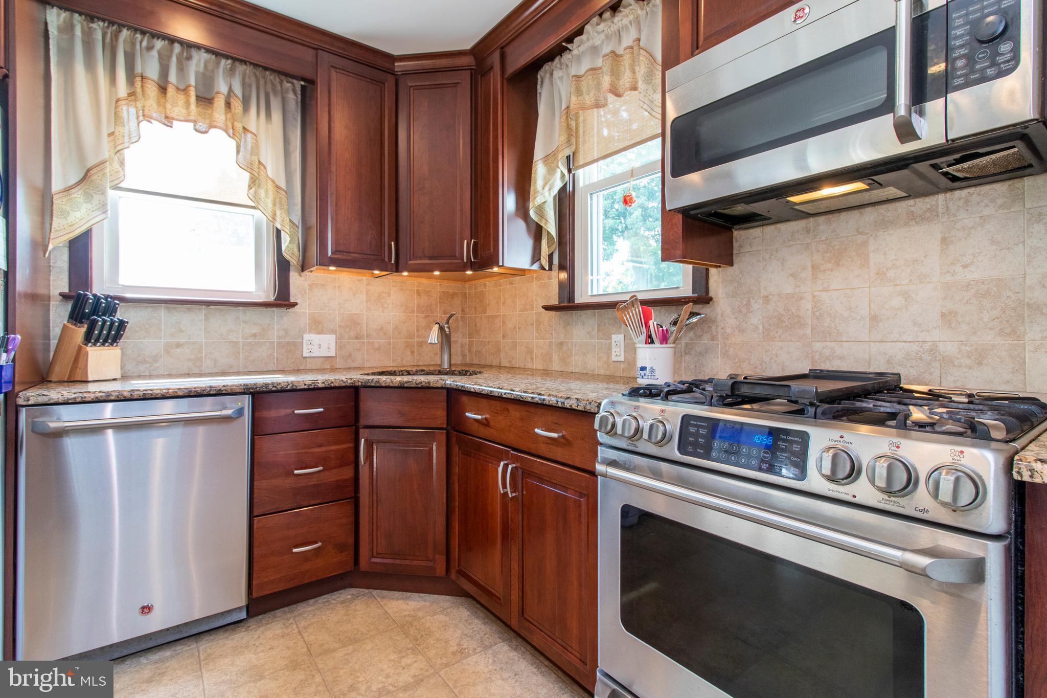 1705 Church Road Oreland, PA 19075 - Photo 4 of 35