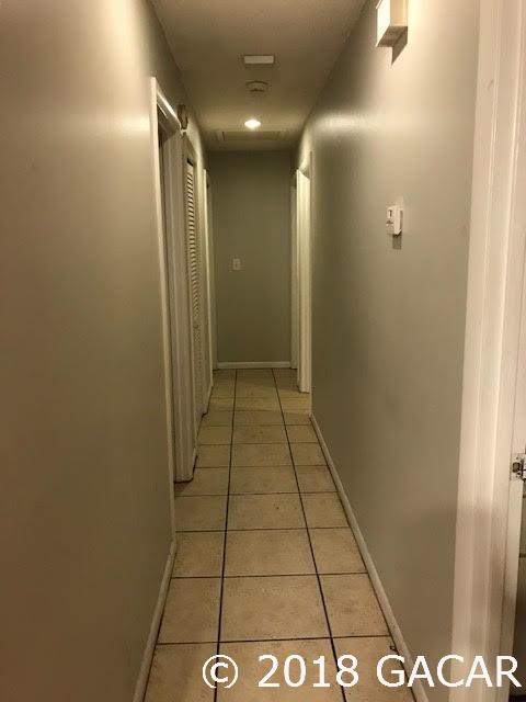705 Northwest 34th Street Gainesville, FL 32607 - Photo 6 of 26 Gallery Image 6
