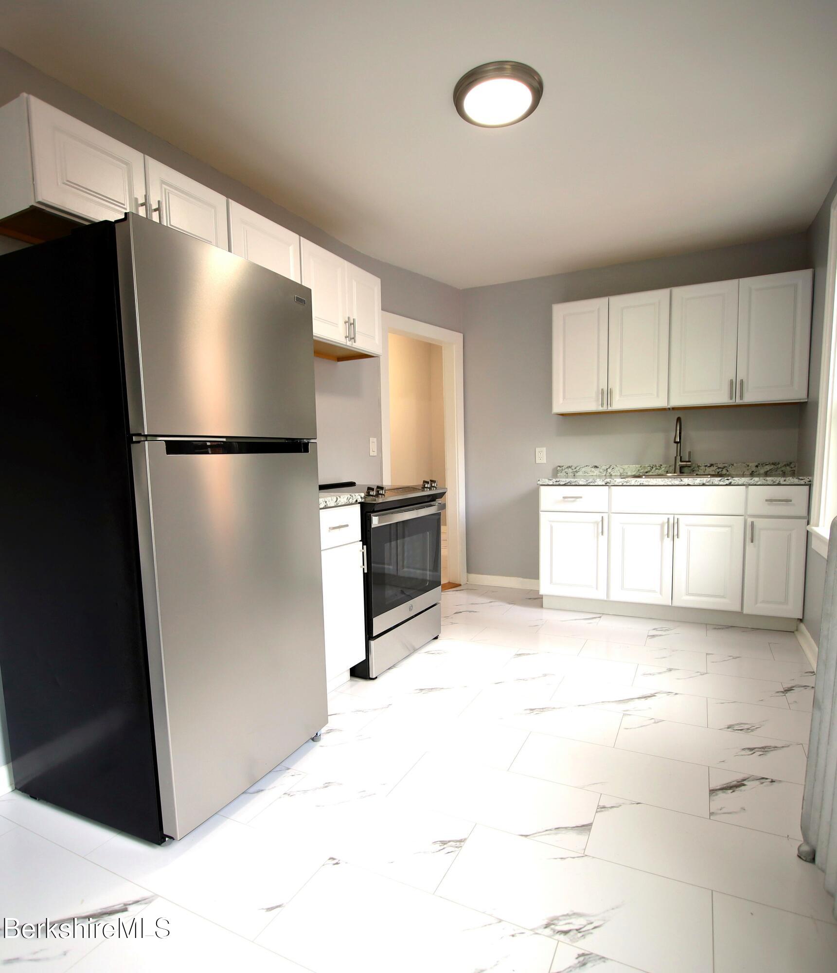 68 Union Street Pittsfield, MA 01201 - Photo 2 of 8 70-2 Union - Kitchen