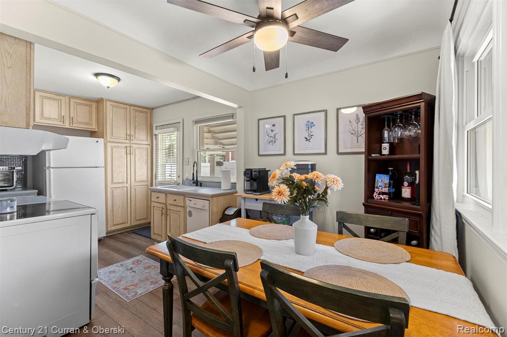 8960 Niver Avenue Allen Park, MI 48101 - Photo 17 of 41 Gallery Image 17