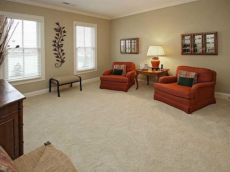 2079 Finchley Road Carmel, IN 46032 - Photo 17 of 24 Gallery Image 17