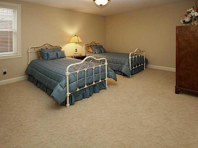 2079 Finchley Road Carmel, IN 46032 - Photo 18 of 24 Gallery Image 18