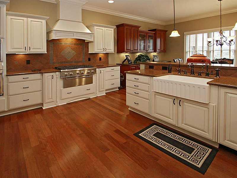 2079 Finchley Road Carmel, IN 46032 - Photo 10 of 24 Gallery Image 10