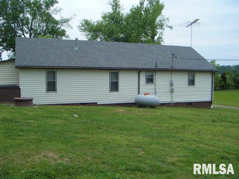 2313 Westview Road Belknap, IL 62908 - Photo 2 of 14