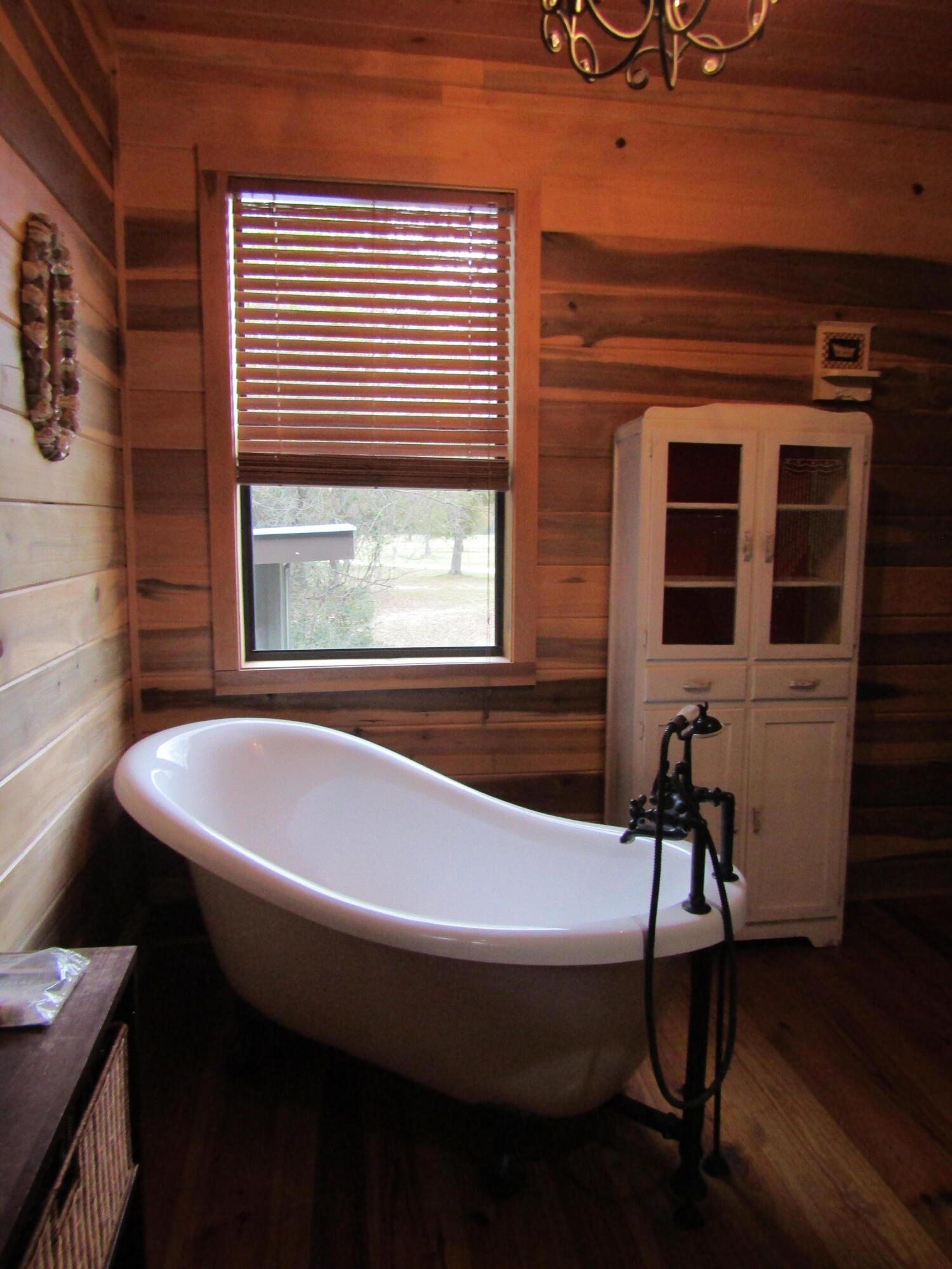 2948 Alford Road Samson, AL 36477 - Photo 20 of 121 soaker tub